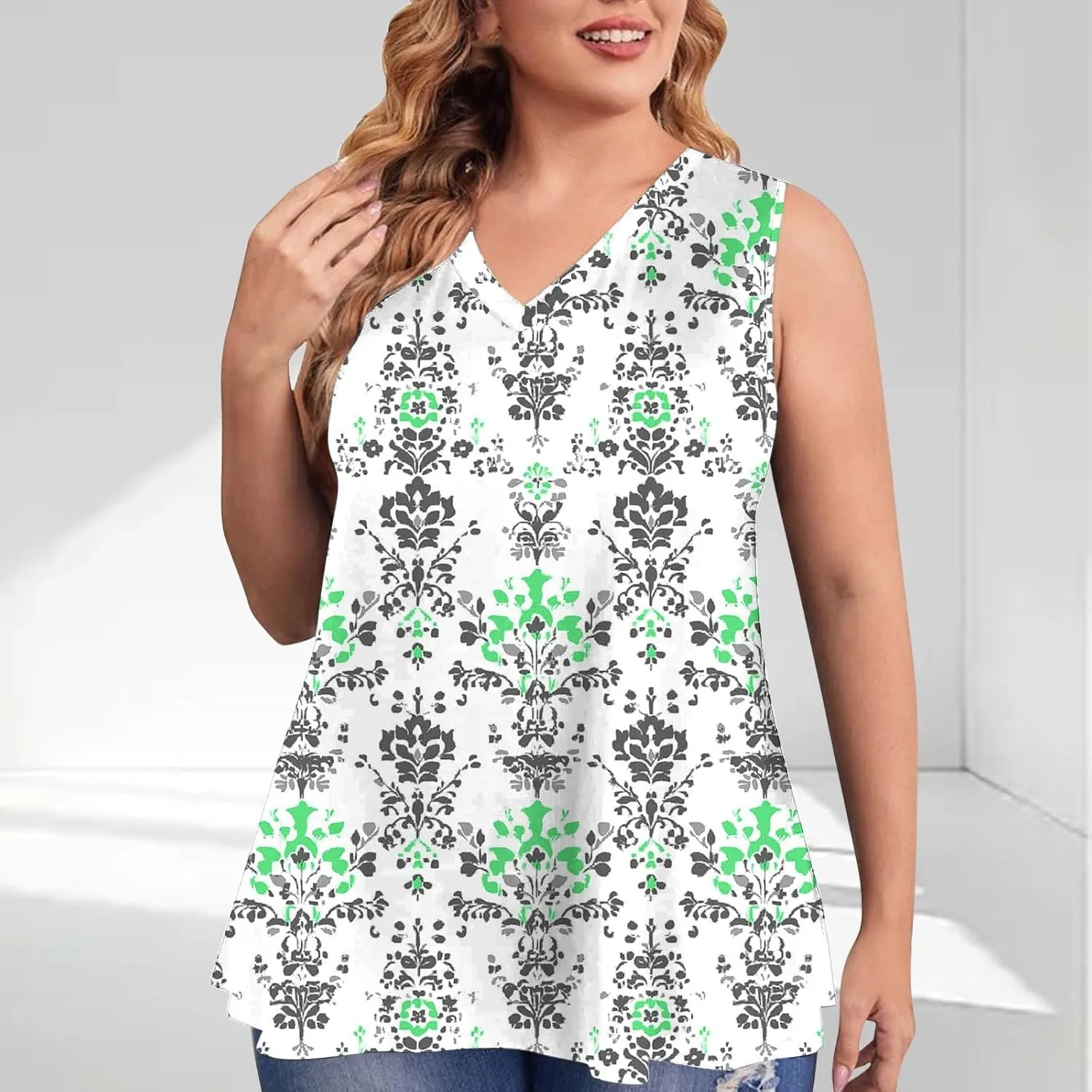 Fashion Print Plus Size Tank Tops for Women, Loose V-Neck Summer Sleeveless Casual Shirts Ruffle Hem Vacation Clothes
