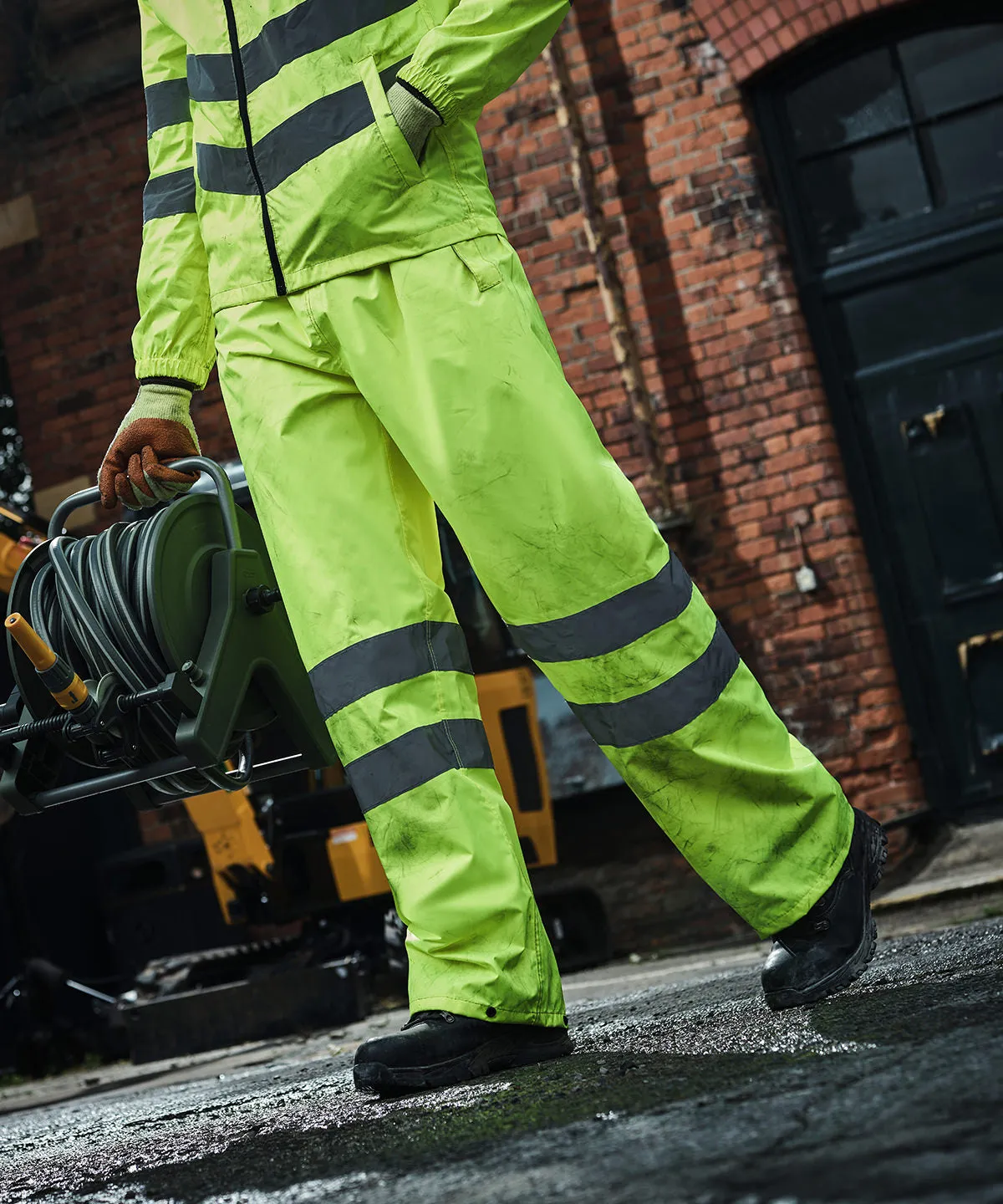 Orange - Hi-vis pro pack-away trousers