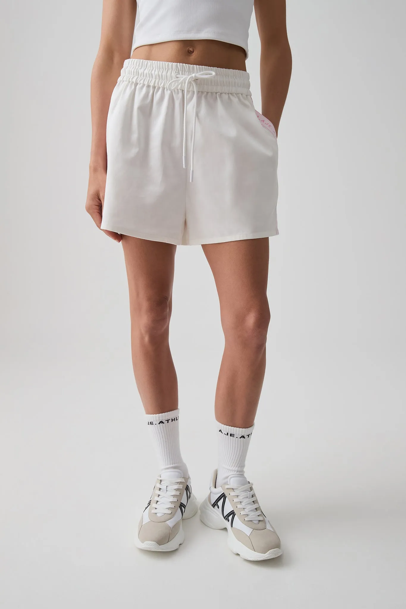 Relaxed Logo Tape Short 603
