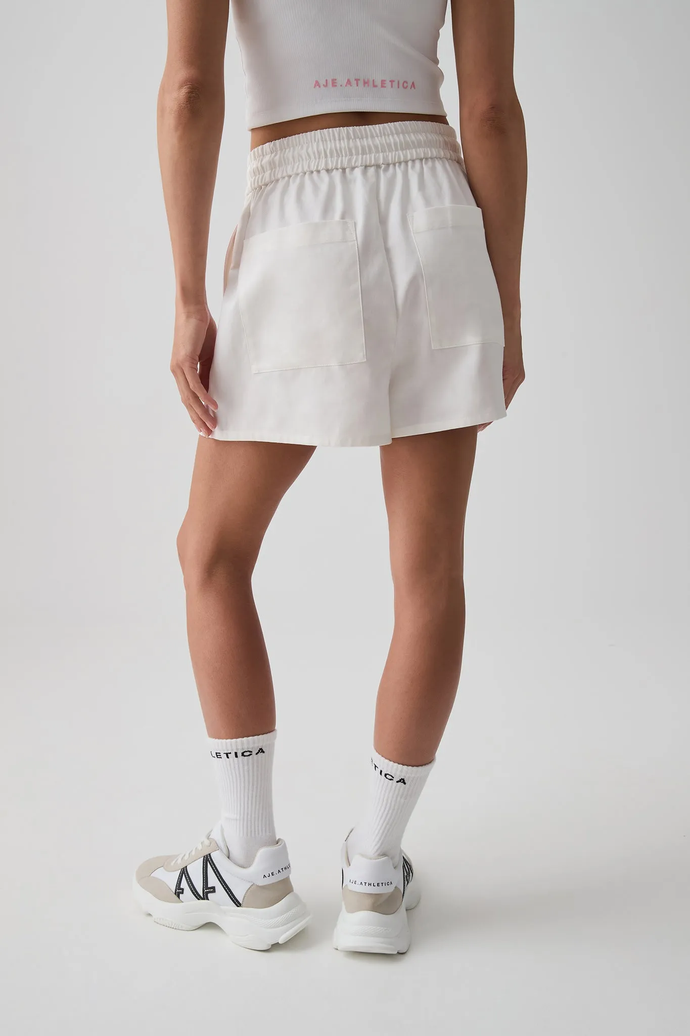 Relaxed Logo Tape Short 603
