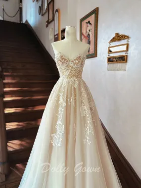 Sweet Floral Lace Strapless A-line Sheer Champagne Wedding Dress