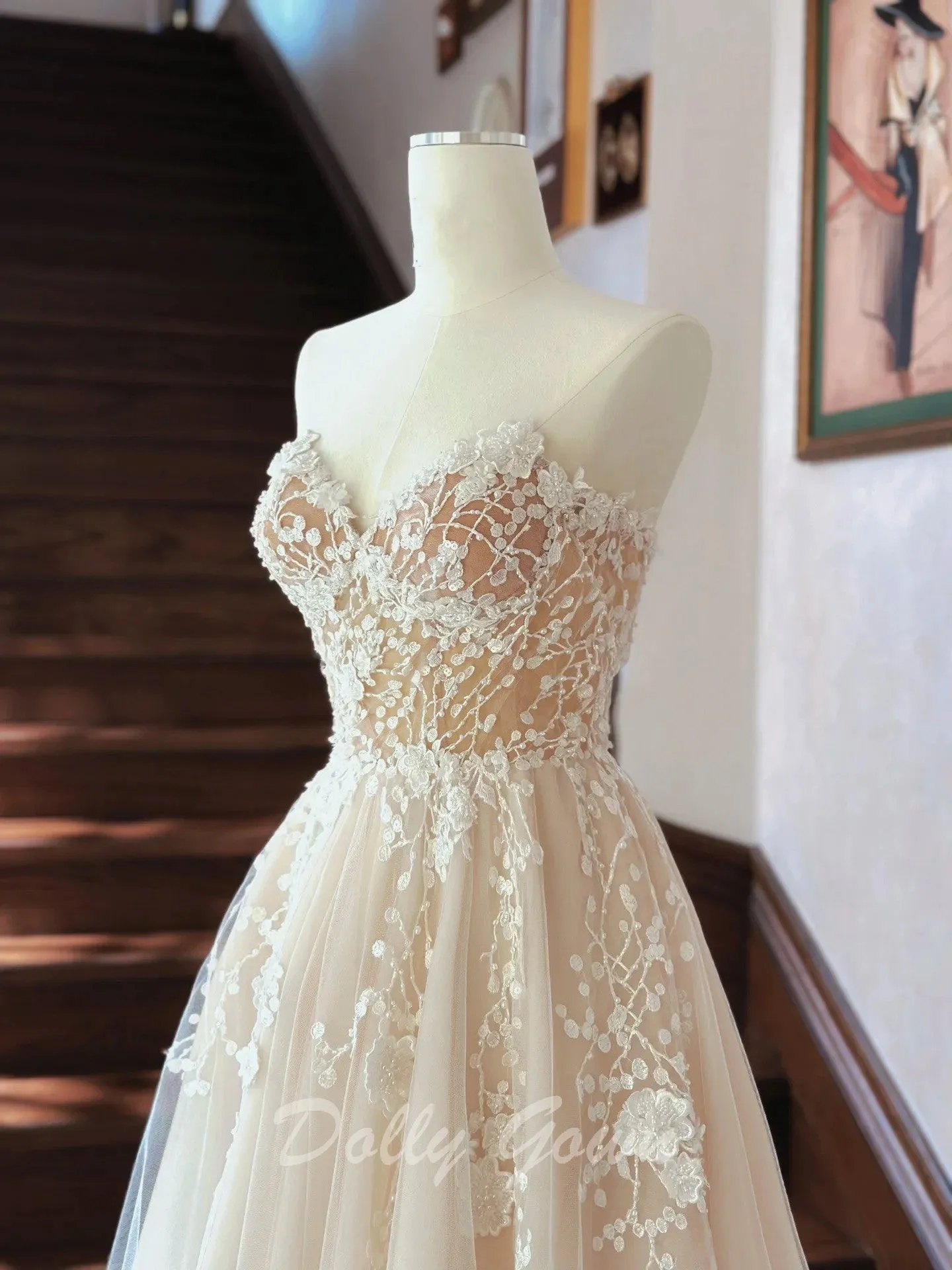 Sweet Floral Lace Strapless A-line Sheer Champagne Wedding Dress